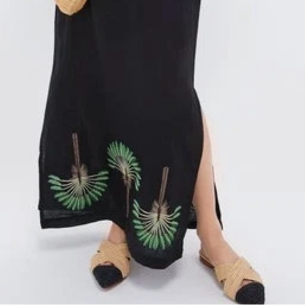 Woven Beige and Black Women's Slide Sandals